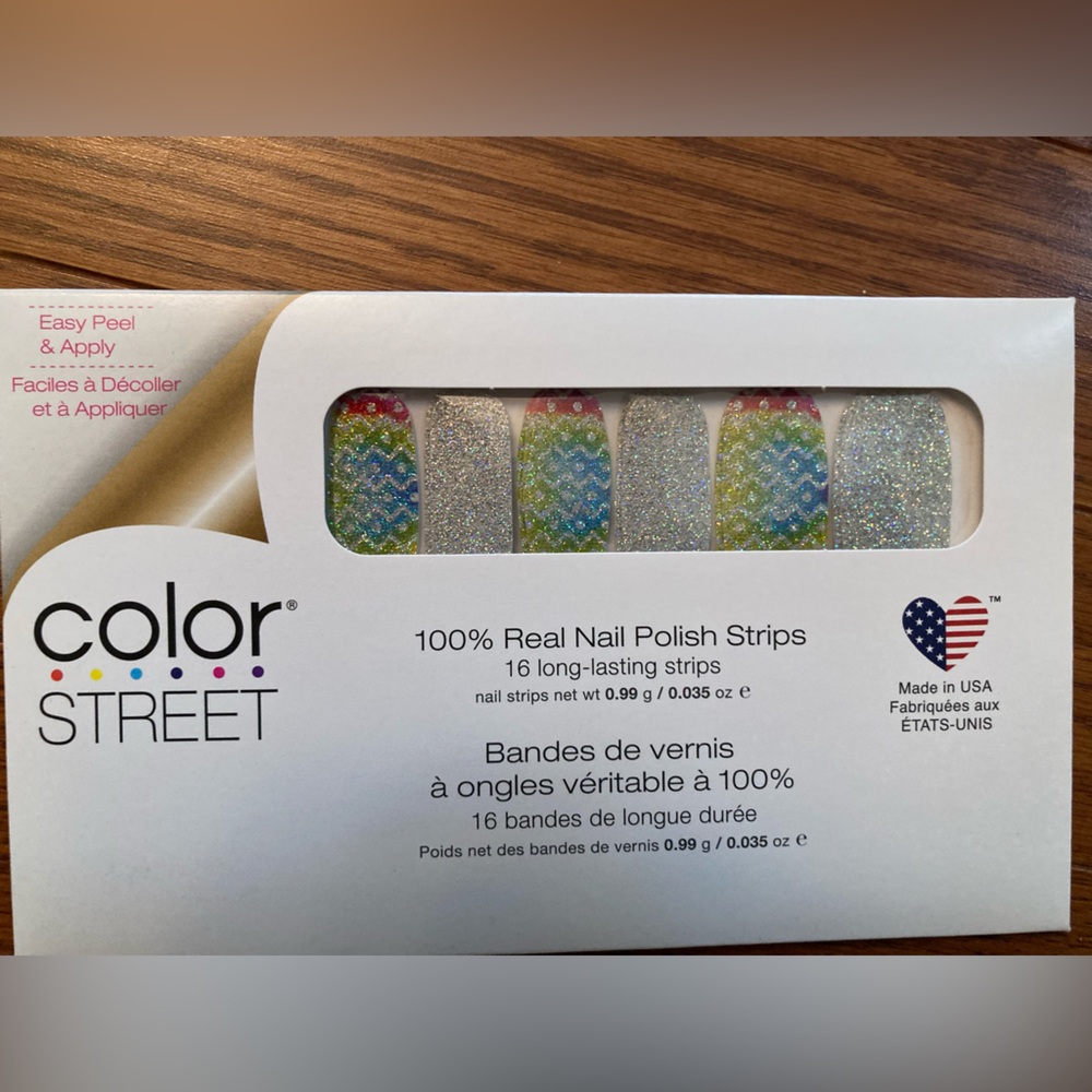 Eggs-travaganza Color Street Glittery Nail Strips